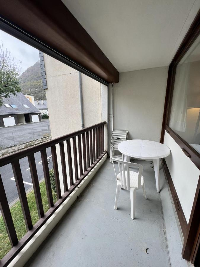 Appt T2 4 Pers Saint Lary Centre Village Parking Esterno foto