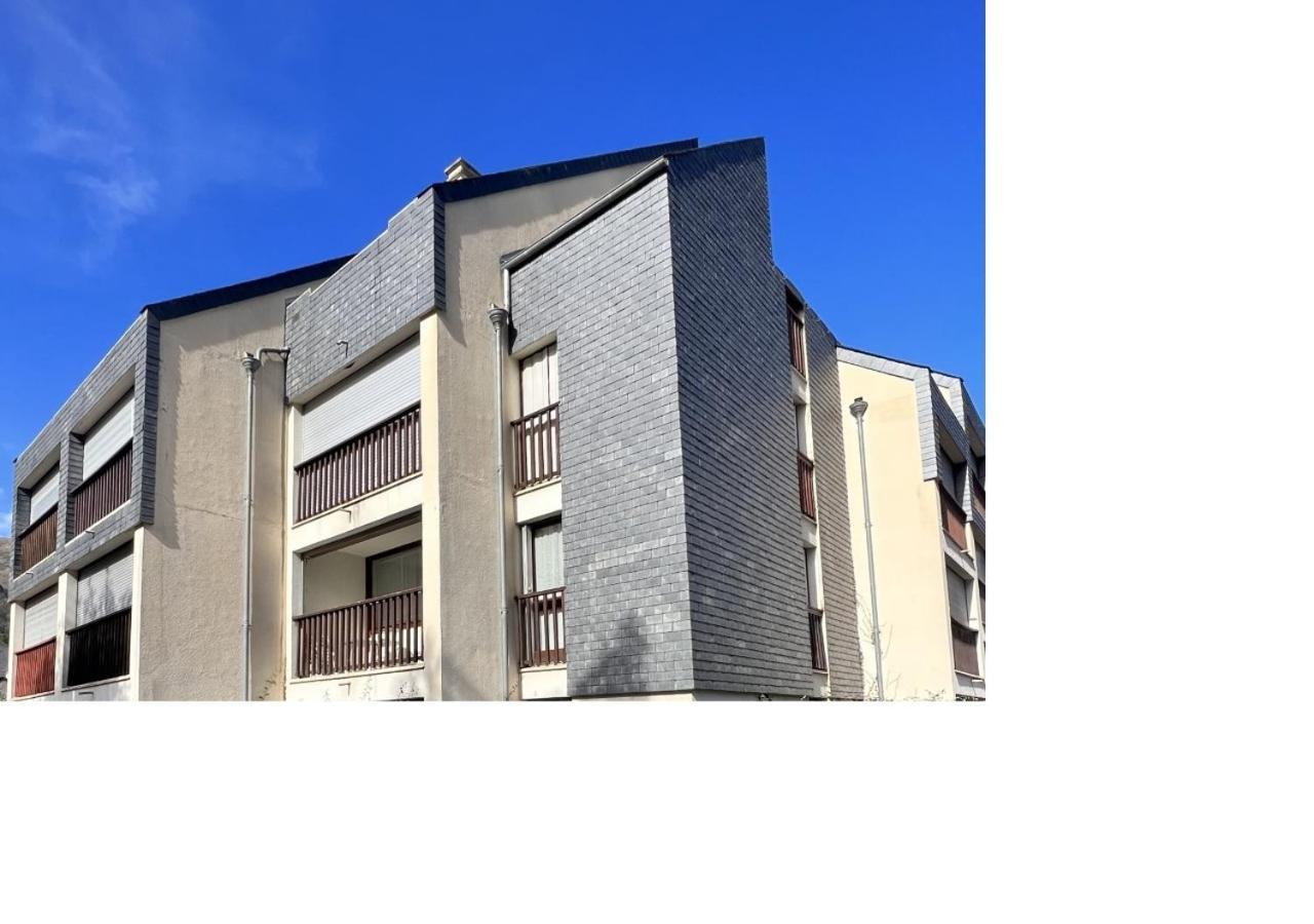 Appt T2 4 Pers Saint Lary Centre Village Parking Esterno foto