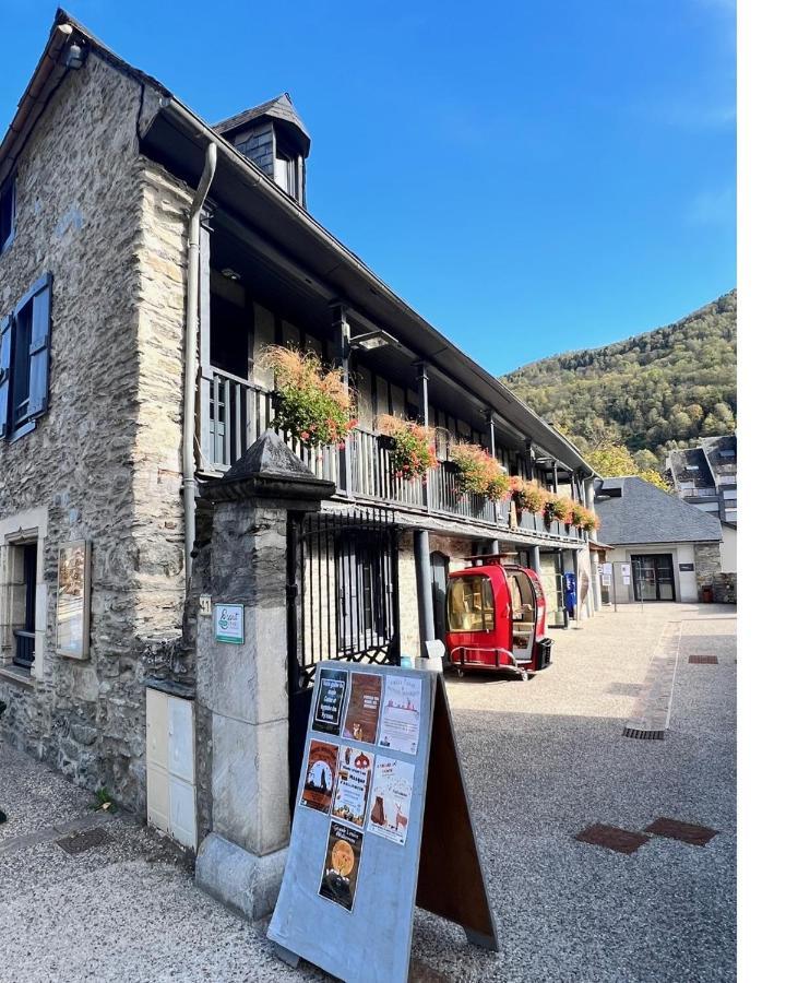 Appt T2 4 Pers Saint Lary Centre Village Parking Esterno foto